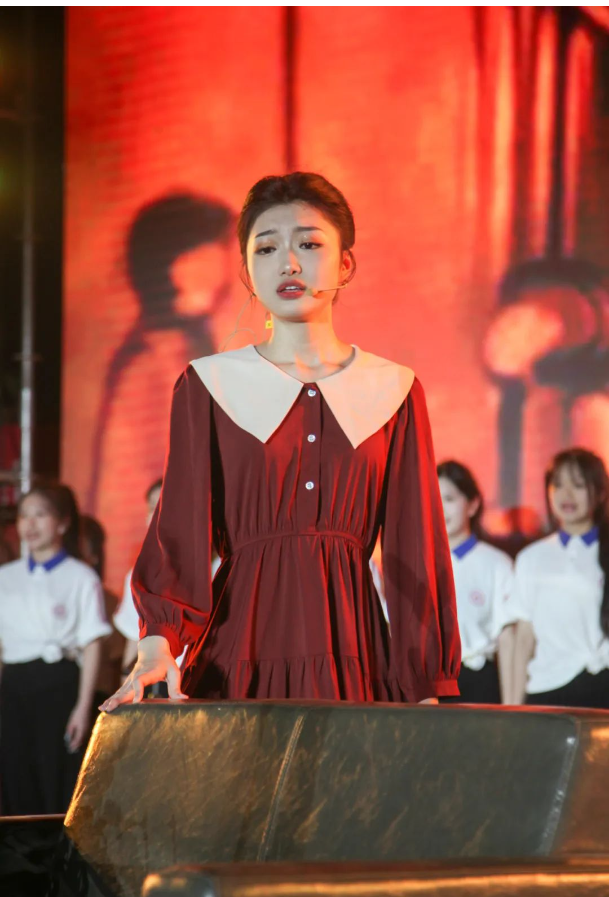 1696299594516958.png image.png